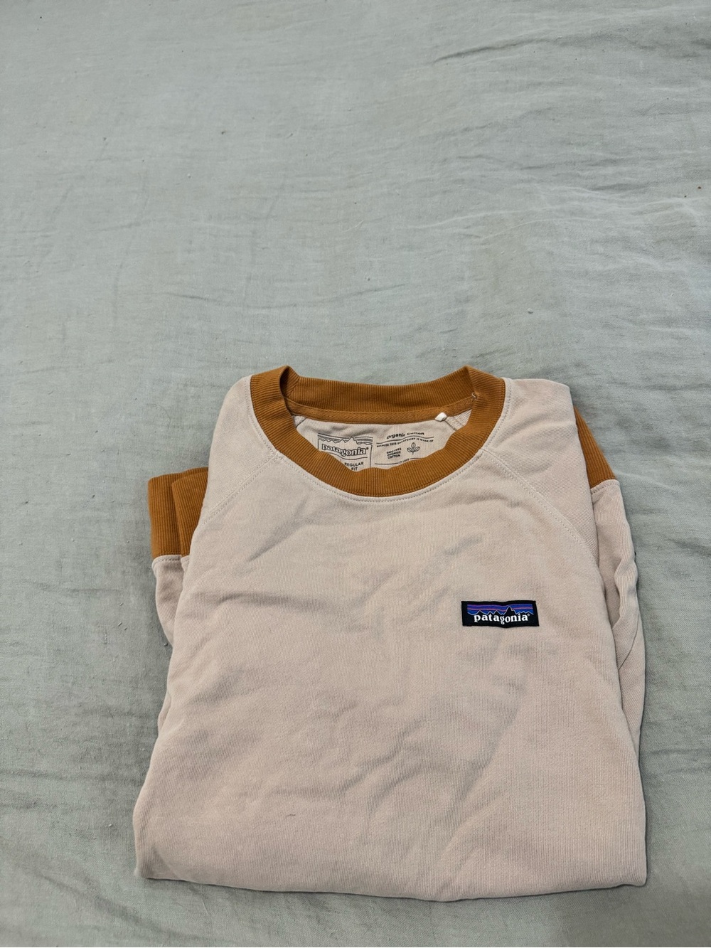 Patagonia Cream Crewneck Sweatshirt with Tan Trim